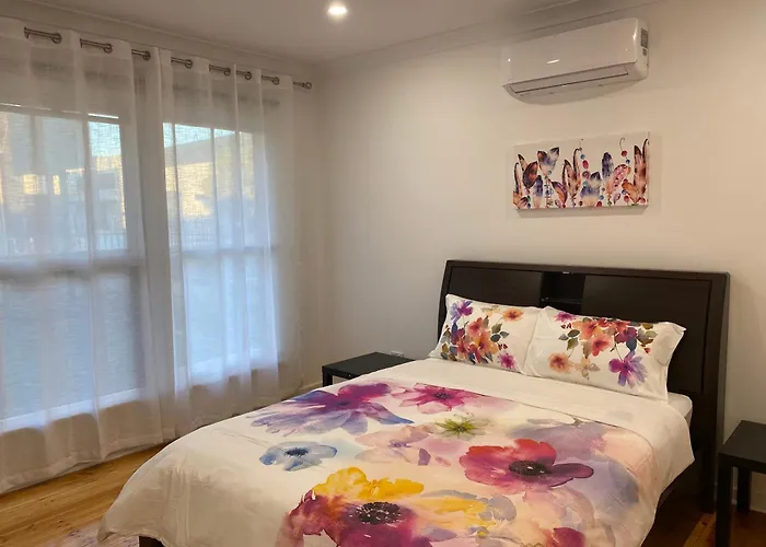 Beautiful 3 Bedrooms Bnb Between Airport And Sea