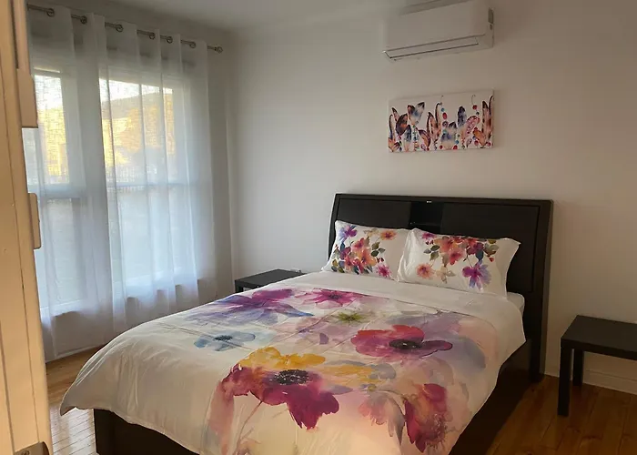 Beautiful 3 Bedrooms Bnb Between Airport And Sea