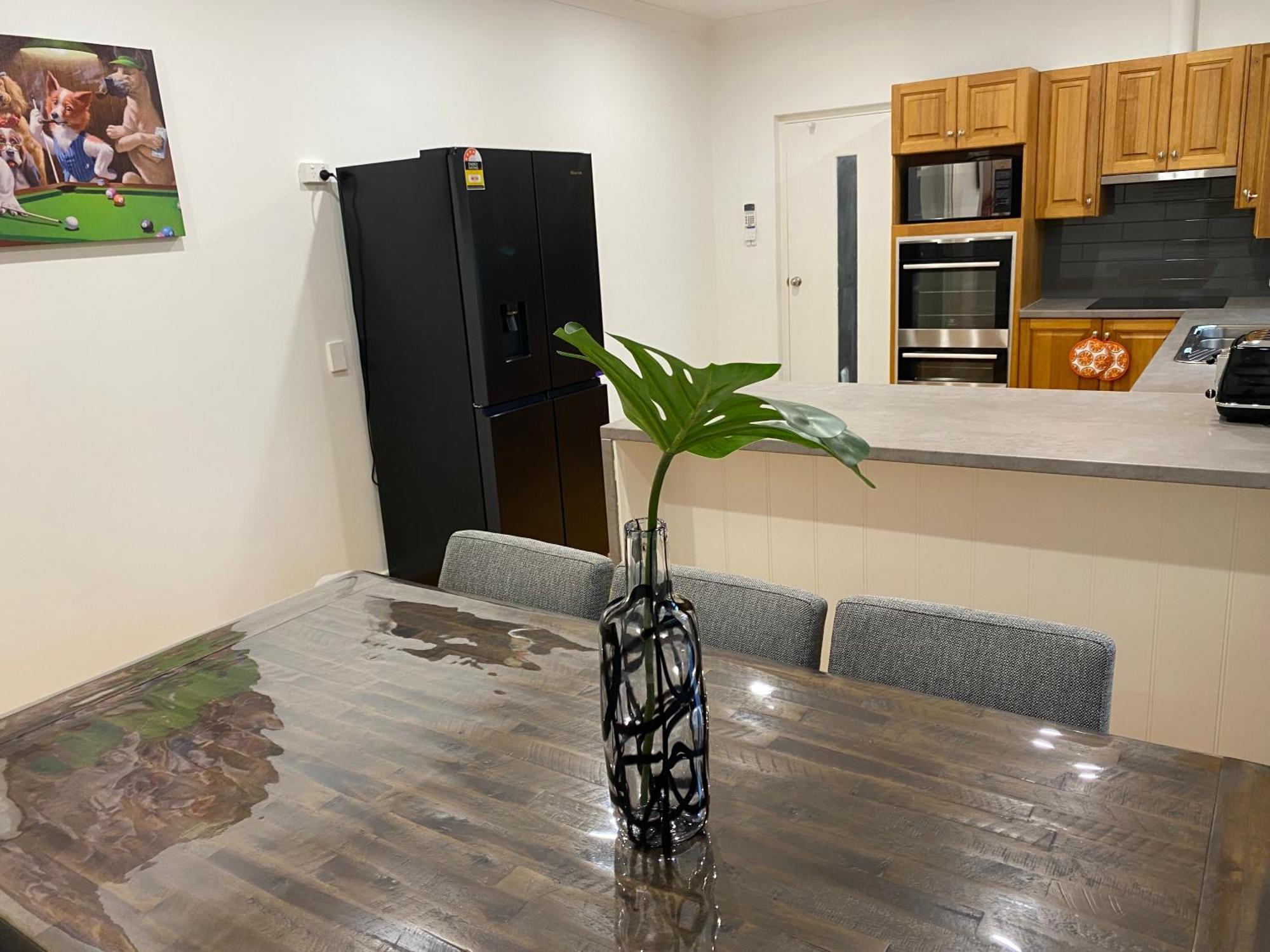 Holiday home Beautiful 3 Bedrooms Between Airport And Sea Cheltenham