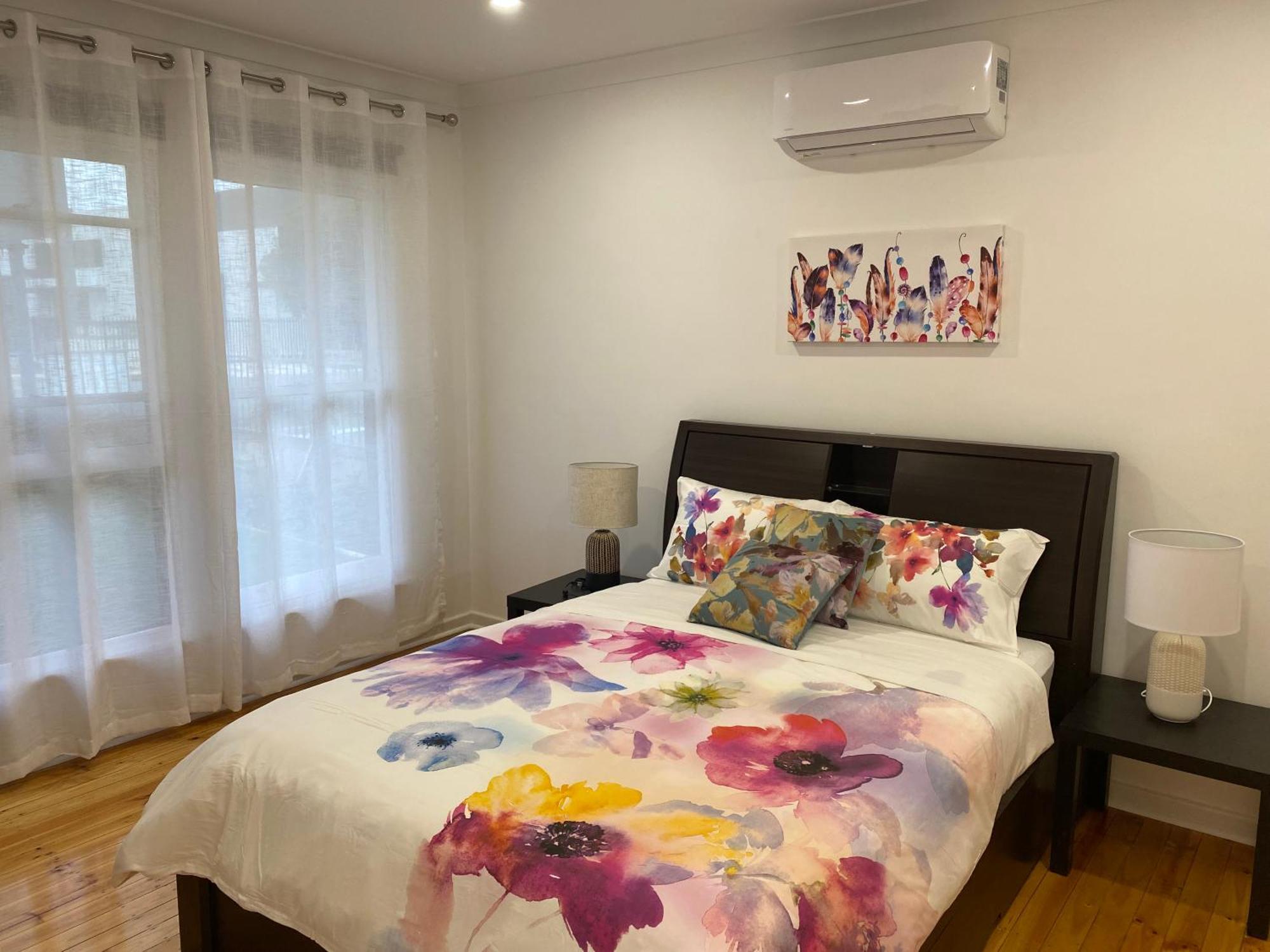 Beautiful 3 Bedrooms Between Airport And Sea * Cheltenham