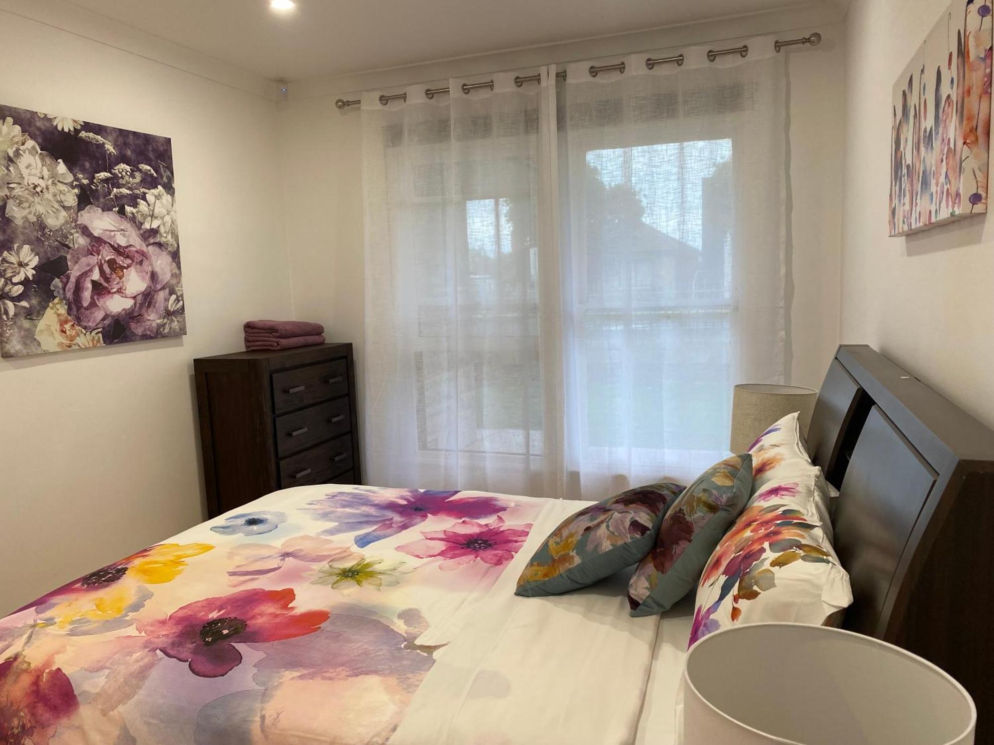 Beautiful 3 Bedrooms Between Airport And Sea * Cheltenham
