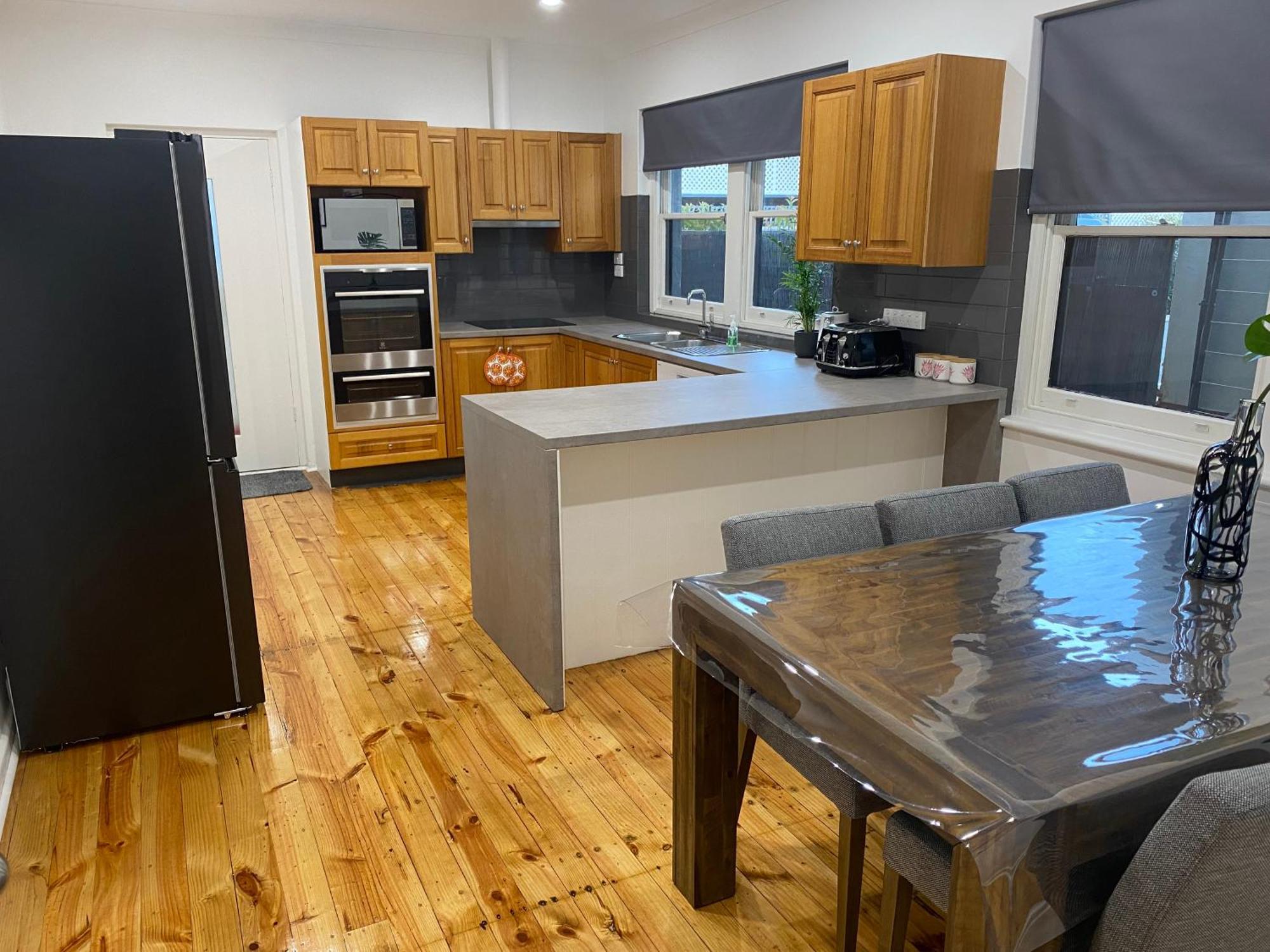 Beautiful 3 Bedrooms Between Airport And Sea